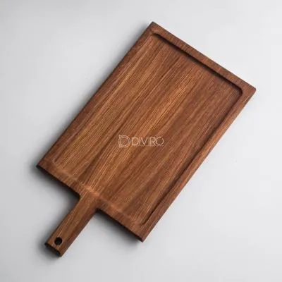 Деревянная доска для подачи мяса и бургеров с выборкой